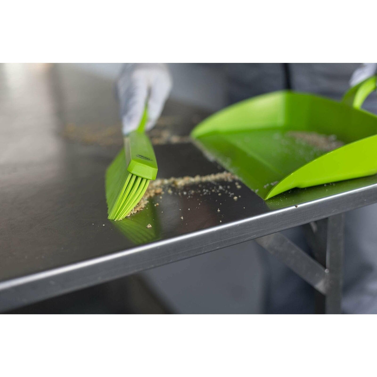 Vikan Soft Dusting Brush - Ergonomic Handle, Ideal for Fine Particles | Lime, Polypropylene 6