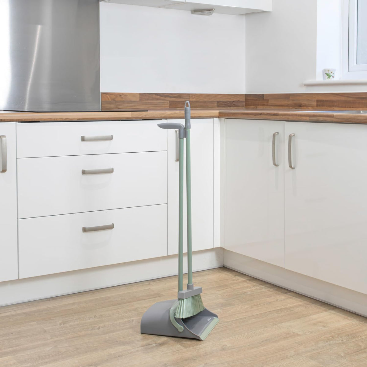 JVL Long Handle Lobby Dustpan and Brush Set - Upright Storage, Built-in Comb, Grey 9