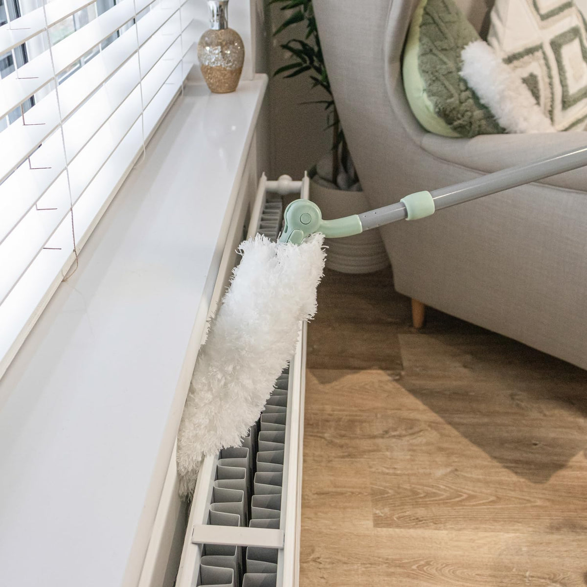 JVL Extendable Microfibre Duster - Telescopic Handle, 270° Rotating Head | Grey 6