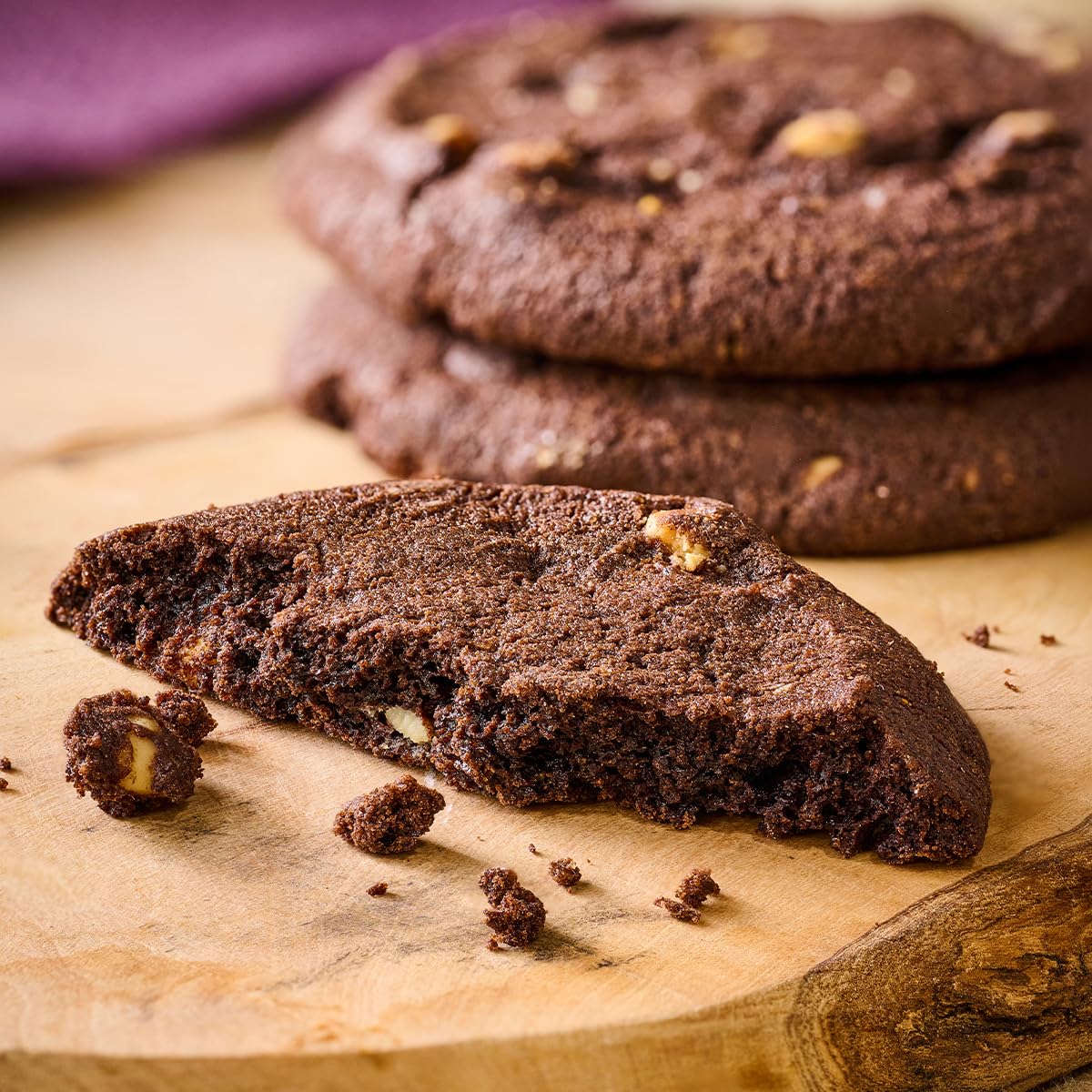Lottie Shaw's Triple Chocolate Biscuit Box - 8 Biscuits | 180g 4