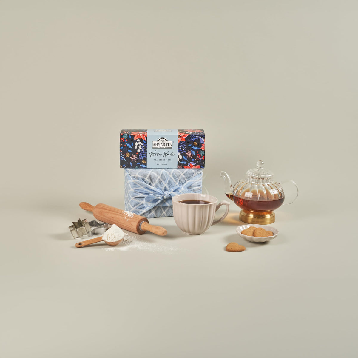 Ahmad Tea Christmas Selection Pack - 30 Teabags | English Breakfast, Cinnamon Haze, Chai Spice 7