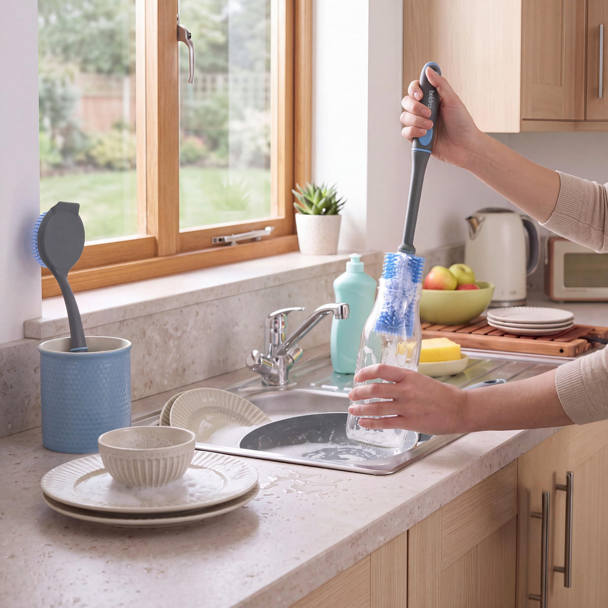 Beldray Anti-Bac Dish and Bottle Brushes - 2 Pack | Ergonomic Grip | Built-in Scraper | Grey 5