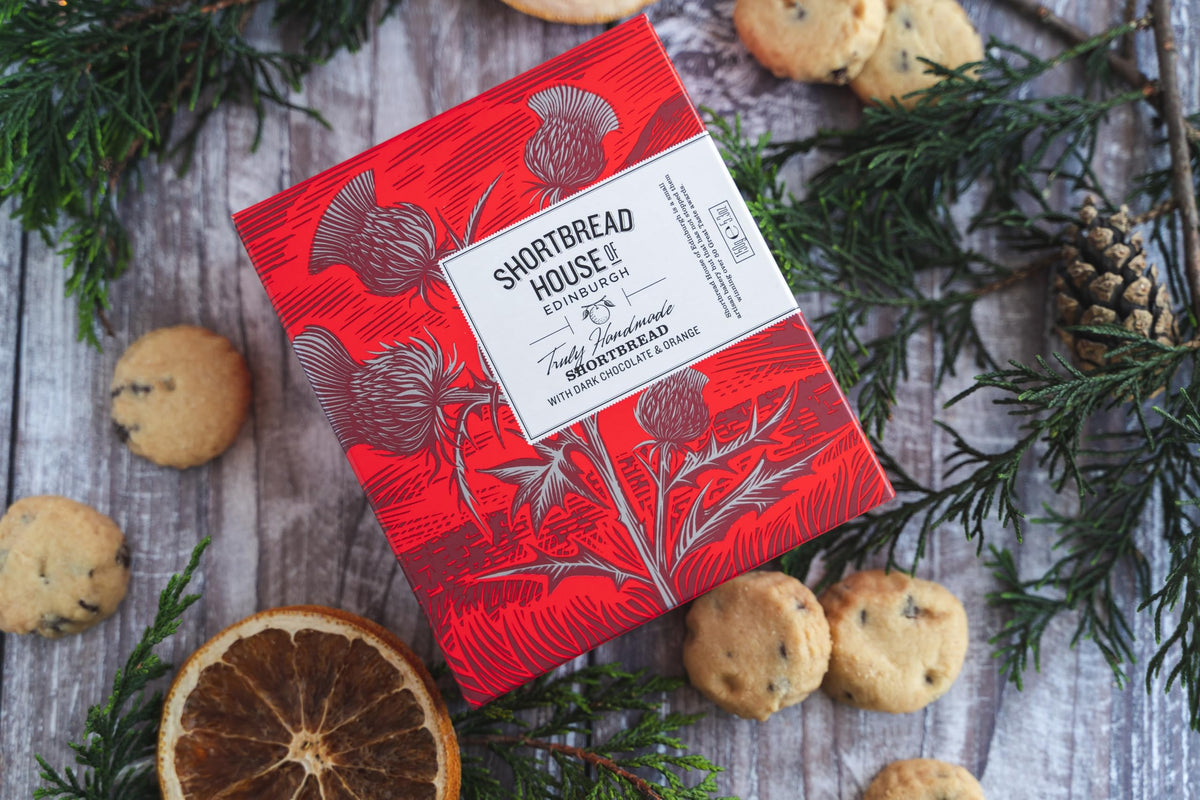 Shortbread House of Edinburgh Handmade Mini Shortbread Biscuits with Dark Chocolate & Orange - 150g 3