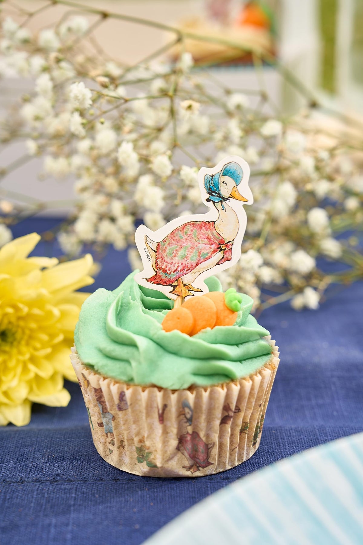 Anniversary House Handcrafted Edible Carrot Sugarcraft Toppers - 2.5cm, Pack of 9