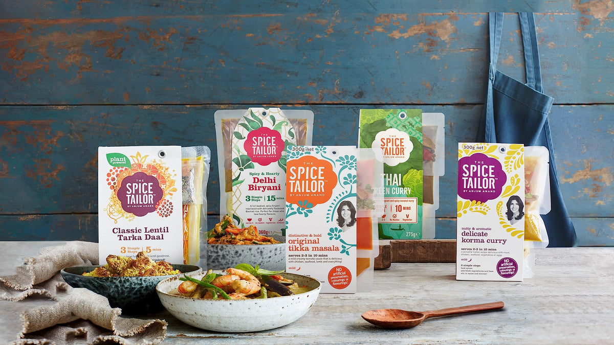 The Spice Tailor Hyderabad Red Korma Curry Sauce Kit - Authentic Indian Vegetarian, Ready in 10 Minutes, 300g 5