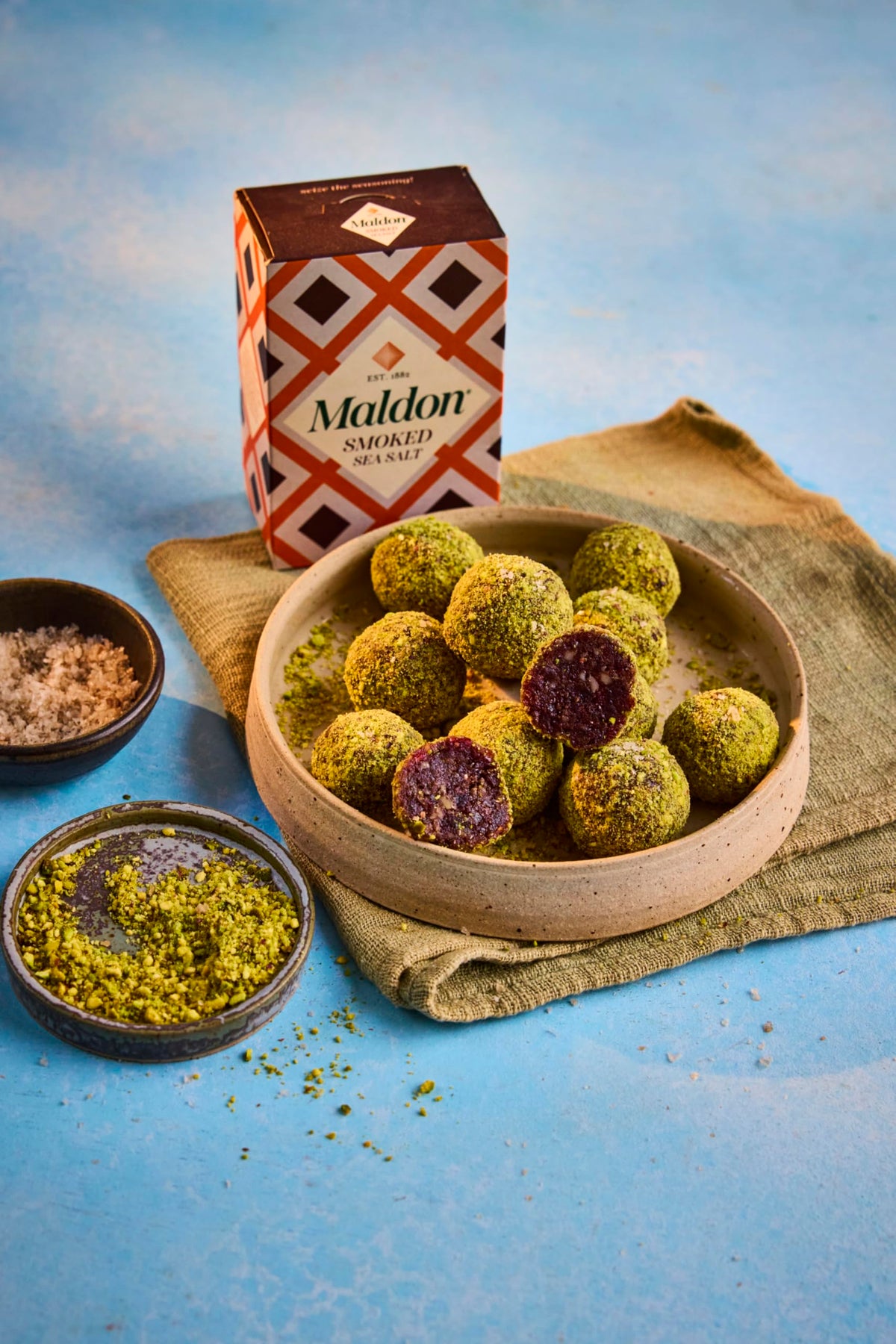 Maldon Smoked Sea Salt Flakes - Rich Smoky Flavour | 250g 6