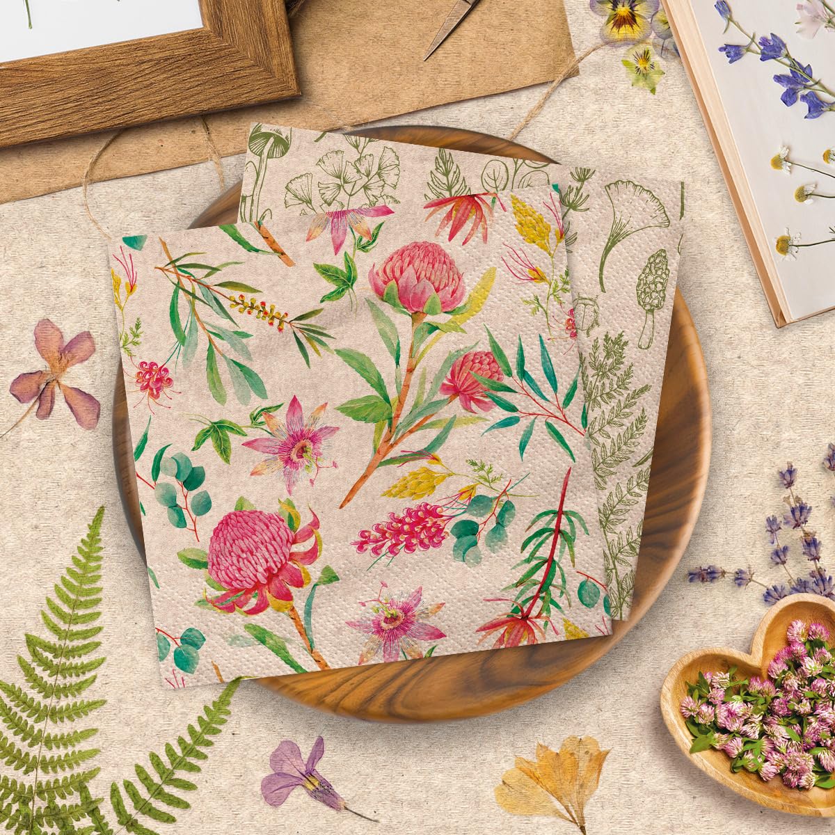 PAW Decor Collection Disposable Napkins - 3-Ply Kraft Paper | 20 Pieces | 33 x 33 cm 4