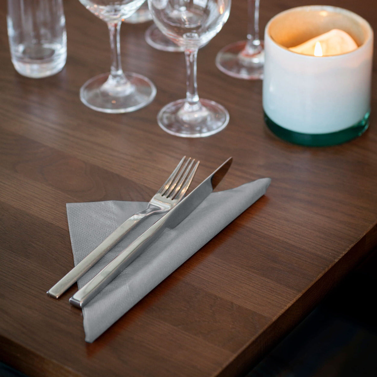 Tork Soft Dinner Napkins - 3-Ply, 39 cm x 39 cm, 100 Count, Grey 5
