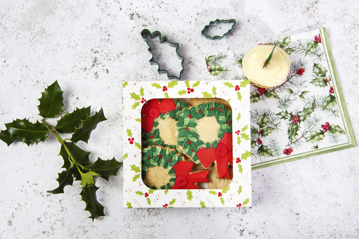 Anniversary House Holly and Mistletoe Napkins - 3 Ply, 33cm, 20 Pack