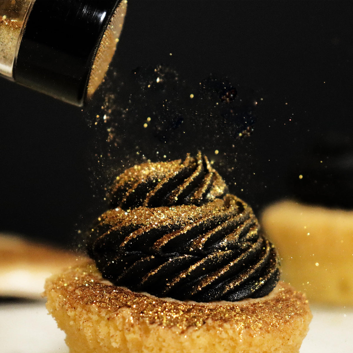 PME Edible Lustre Snow Sprinkle - Gold | 10g | Shaker Bottle