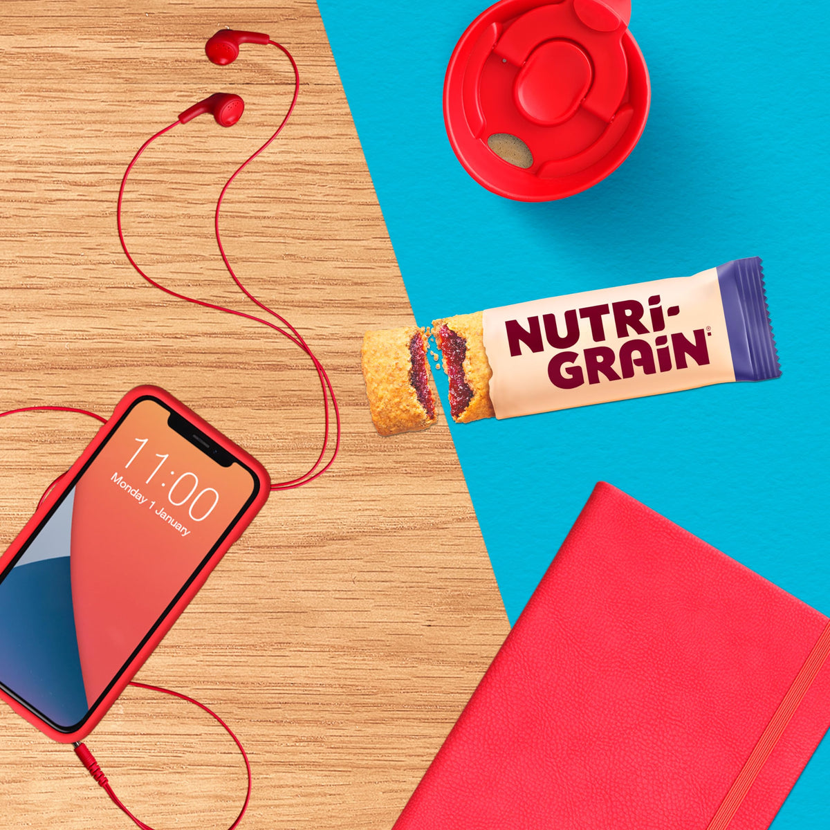 Kellogg's Nutri-Grain Blueberry Cereal Bars - Source of Fibre & B-Vitamins | 6 Bars per Pack (Pack of 4)
